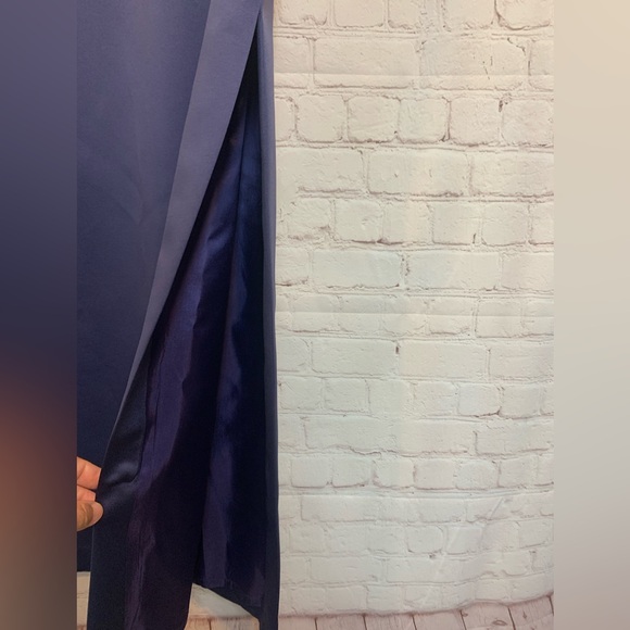 VIE Victoria Royal Navy Sateen Maxi Straight Skirt Size 6 USA - Picture 4 of 5